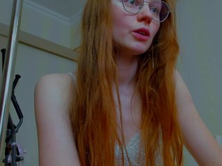 Эротический видеочат LunaFoxy