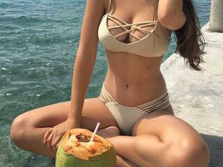 Эротический видеочат Foxz3a