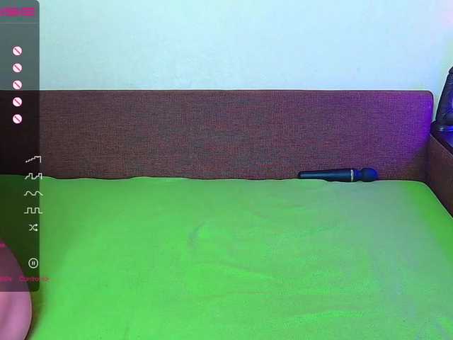 Скриншоты трансляции Freaklove