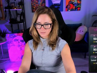 Эротический видеочат FreyaFindomFitGoddess