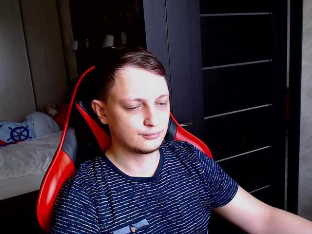 Скриншоты трансляции Friend-of-your-wife-man