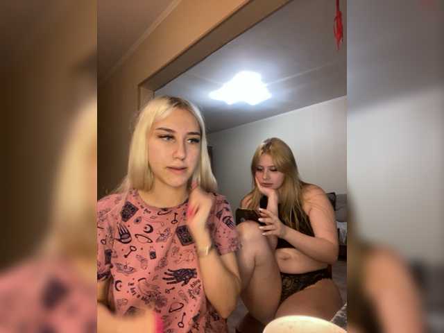 Скриншоты трансляции FuckKrisAlina