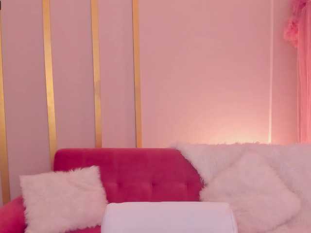 Фотографии GabbieM21 Meet me and touch my pussy to feel how much pleasure I can give you! ♥ full naked and sexy dance at goal 0