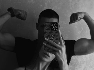 Эротический видеочат theadebuenoo