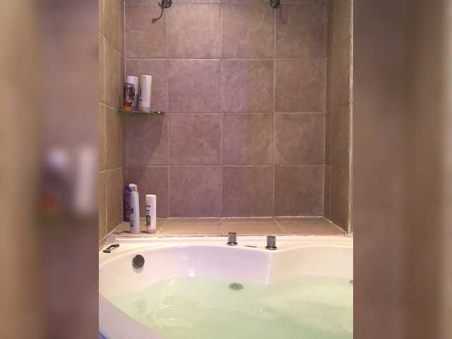 Скриншоты трансляции Georfioree