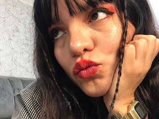 Эротический видеочат GiannaVikande