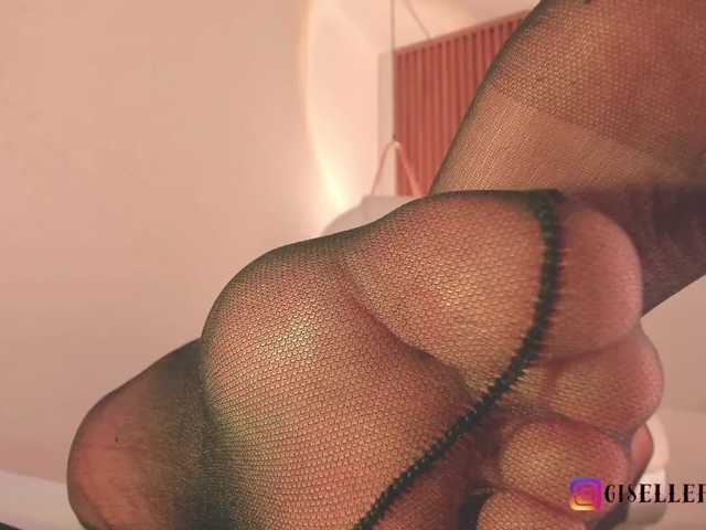 Фотографии gigifontaine Your new dream in pantyhose is here! come add me Fav and enjoy me !! #pantyhose #mistress #feet #squirt #bigpussy