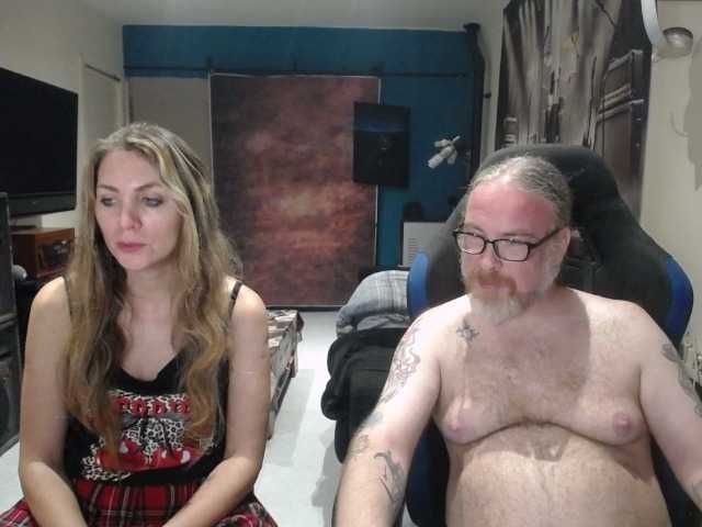 Скриншоты трансляции GiselleandJay