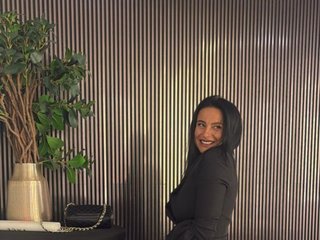 Эротический видеочат GloriaMoon