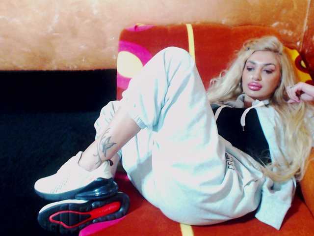 Скриншоты трансляции goodspleasure