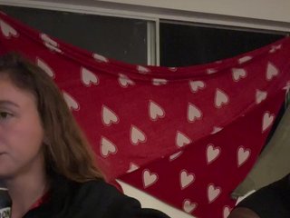 Эротический видеочат GuavaxGetsxAte