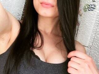 Эротический видеочат H-o-t-Kira