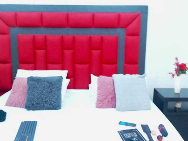 Скриншоты трансляции HannahSky