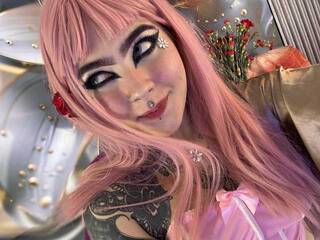 Эротический видеочат hannybluee