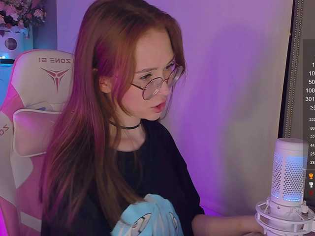 Скриншоты трансляции hee_jin