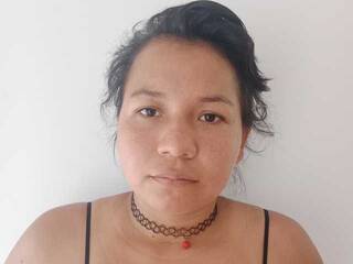 Эротический видеочат Heidi-meyer