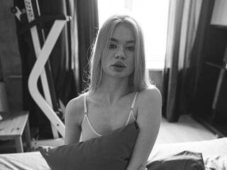 Эротический видеочат HelenaElfe