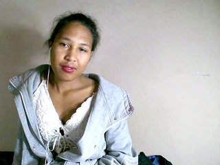 Эротический видеочат HelenGLOW