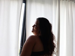 Эротический видеочат HelenMiller