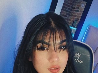 Эротический видеочат HelenRoss