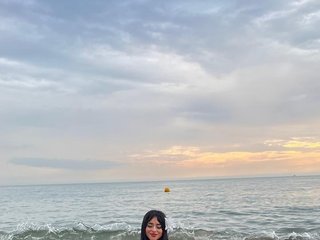 Эротический видеочат Hellenpierce