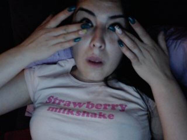 Скриншоты трансляции HelloKitty20