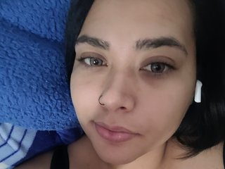 Эротический видеочат HeyiamLuna