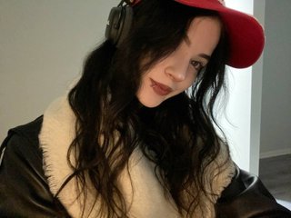 Эротический видеочат Hi-Kylie