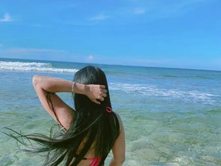 Эротический видеочат hilari18