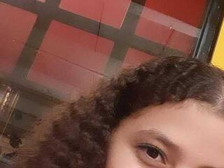 Эротический видеочат hilary-arista