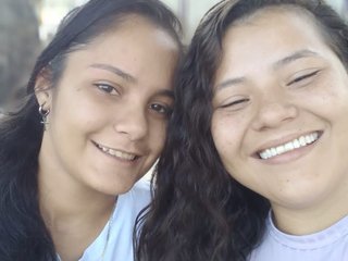 Эротический видеочат Hilaryandmary