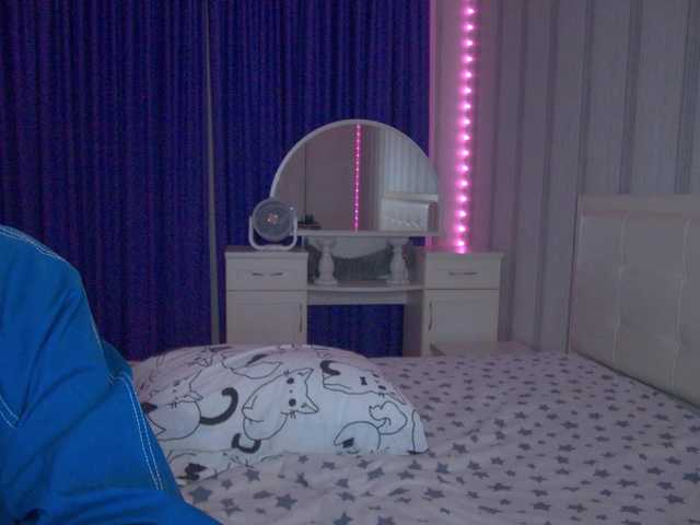 Скриншоты трансляции AmyAmy