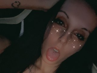 Эротический видеочат hollyloveu1