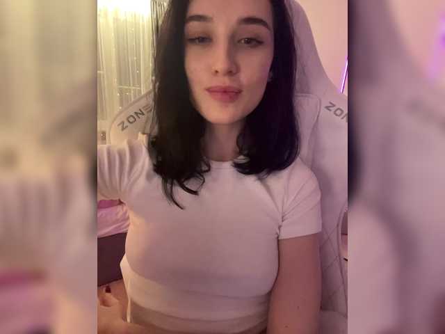 Скриншоты трансляции HorneyJozy