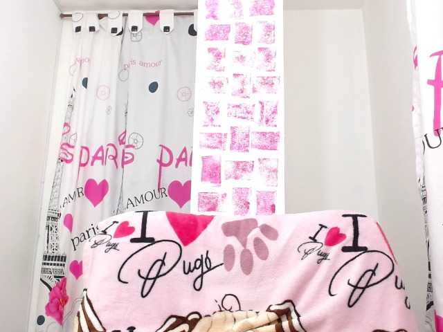 Скриншоты трансляции Hot-Girl01