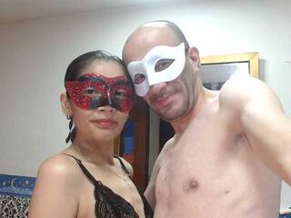 Эротический видеочат couplehot27