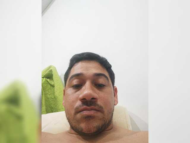 Скриншоты трансляции Hotcouple-09