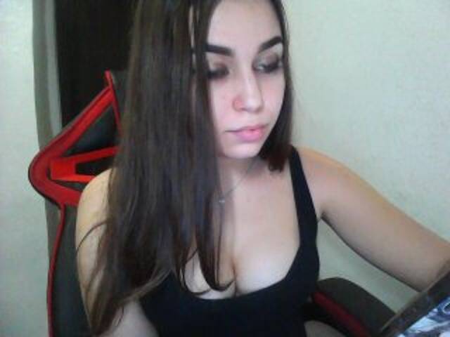 Скриншоты трансляции hotgirl888