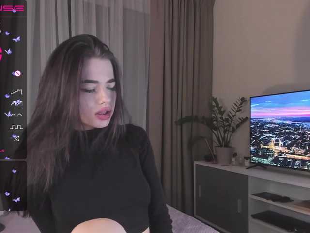 Скриншоты трансляции HotGirlEva