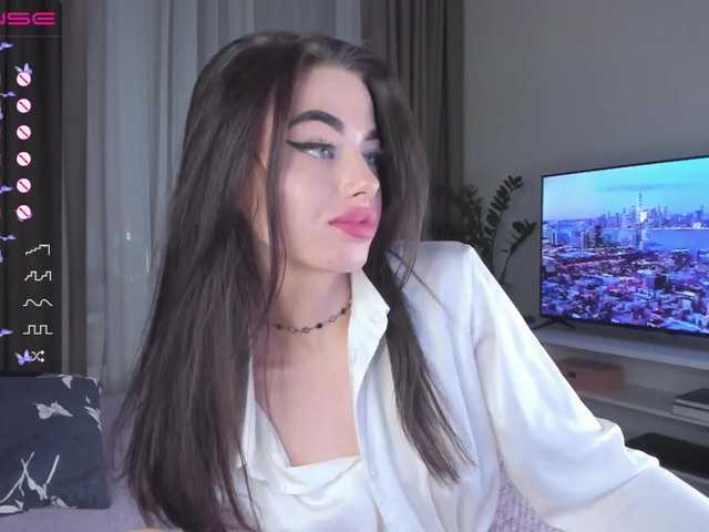Скриншоты трансляции HotGirlEva