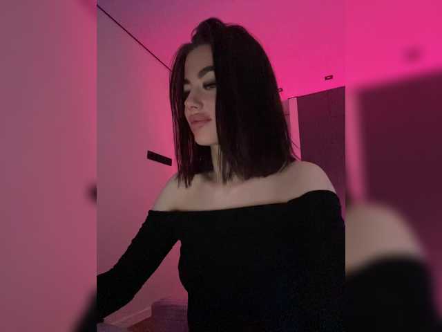 Скриншоты трансляции HotGirlEva