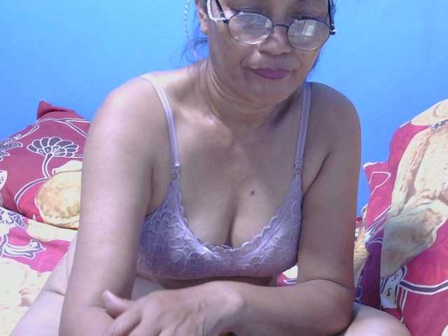 Скриншоты трансляции hOtGranny4u