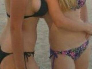 Эротический видеочат hotlips123