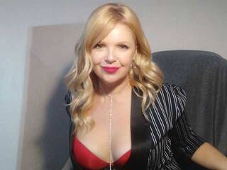 Эротический видеочат Hotmidnight