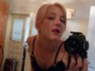 Эротический видеочат hotmilla