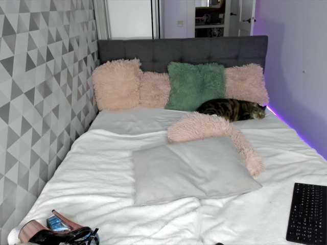 Скриншоты трансляции HotSaraJordan