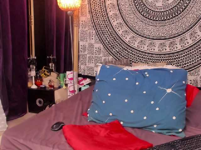 Скриншоты трансляции Hotschocolate