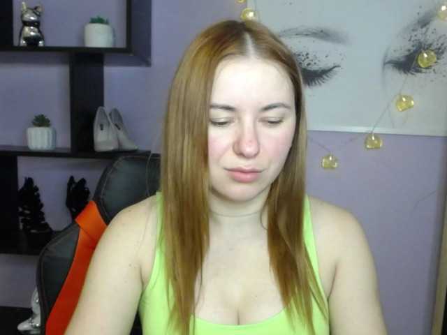 Скриншоты трансляции hottiexLayla