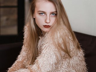 Эротический видеочат HotWillow
