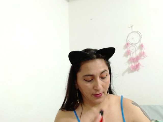 Фотографии HotxKarina Hello¡¡¡ latina#play naked for 100 tips#boob for 30# make happy day @total Wanna get me naked? Take me to Private chat and im all yours @sofar @remain Wanna get me naked? Take me to Private chat and im all yours @latina @squirt